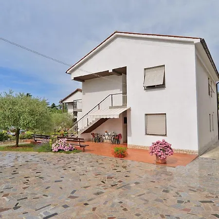 Apartment Fuer 2 Personen Ca 30 Qm In Pula-fondole, Istrien Istrische Riviera *