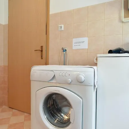 Apartment Fuer 2 Personen Ca 30 Qm In Pula-fondole, Istrien Istrische Riviera *
